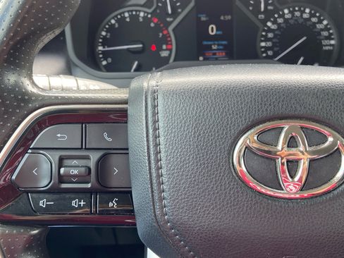 Used 2023 Toyota Tundra SR5 AWD/4WD image 18