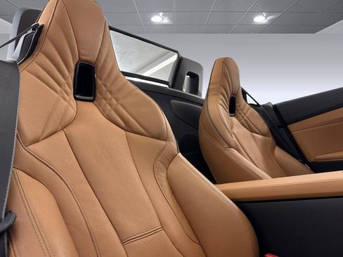Used 2025 BMW Z4 M40i w/ Premium Package RWD image 29