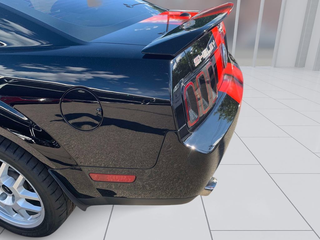 Used 2009 Ford Mustang Shelby GT500 RWD image 10