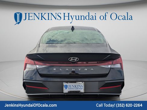 New 2026 Hyundai Elantra SEL Sport Premium FWD image 5