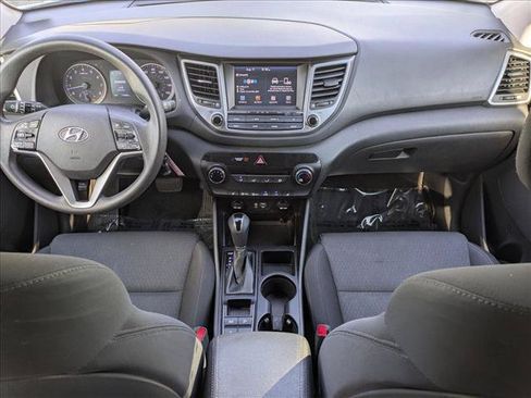 Used 2018 Hyundai Tucson SEL AWD/4WD image 16