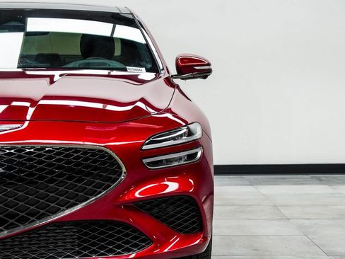 Used 2022 Genesis G70 3.3T image 4