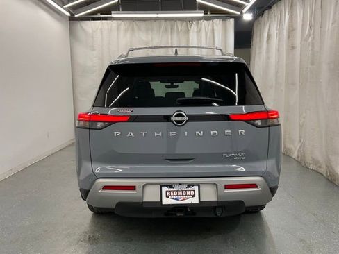 Used 2024 Nissan Pathfinder Platinum w/ Cargo Package AWD/4WD image 6