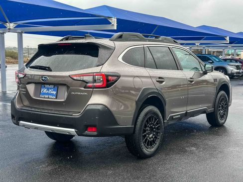 Used 2024 Subaru Outback Limited image 6