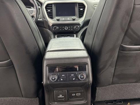 Used 2021 GMC Acadia SLT w/ Elevation Edition AWD/4WD image 26