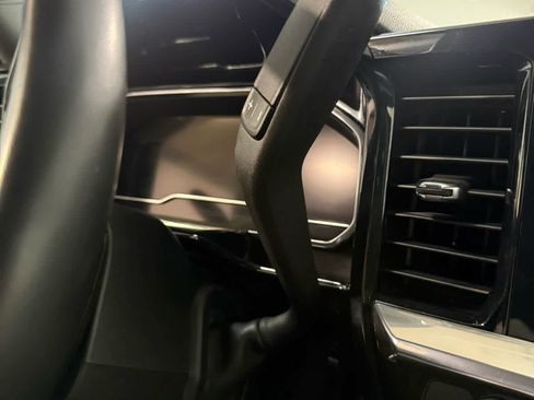 Used 2023 Chevrolet Silverado 1500 LT image 22