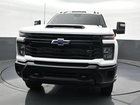 Used 2025 Chevrolet Silverado 3500 W/T AWD/4WD image 9