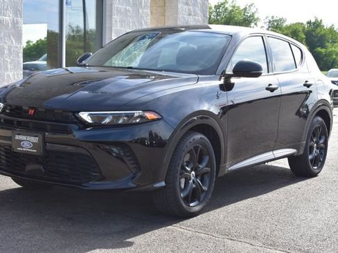 Used 2024 Dodge Hornet R/T w/ R/T Blacktop Package AWD/4WD image 16