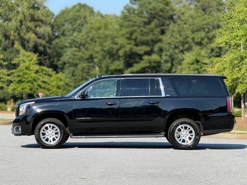 Used 2018 GMC Yukon XL SLT AWD/4WD image 9
