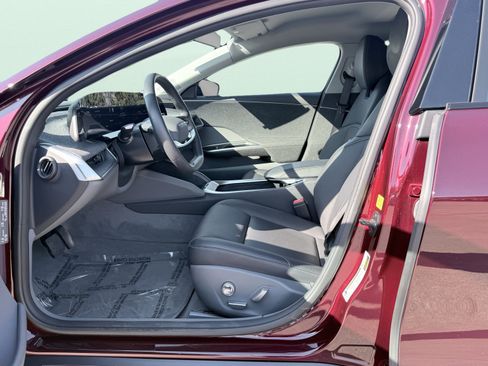 Used 2025 Lucid Air Touring image 30