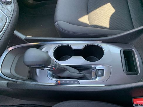 Used 2024 Chevrolet Malibu LT image 41