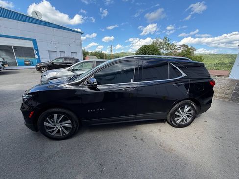 Used 2022 Chevrolet Equinox Premier AWD/4WD image 2