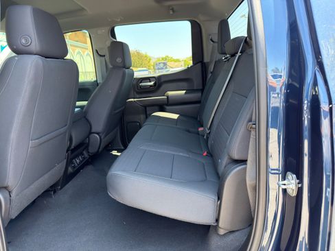 Used 2022 Chevrolet Silverado 1500 LT RWD image 19