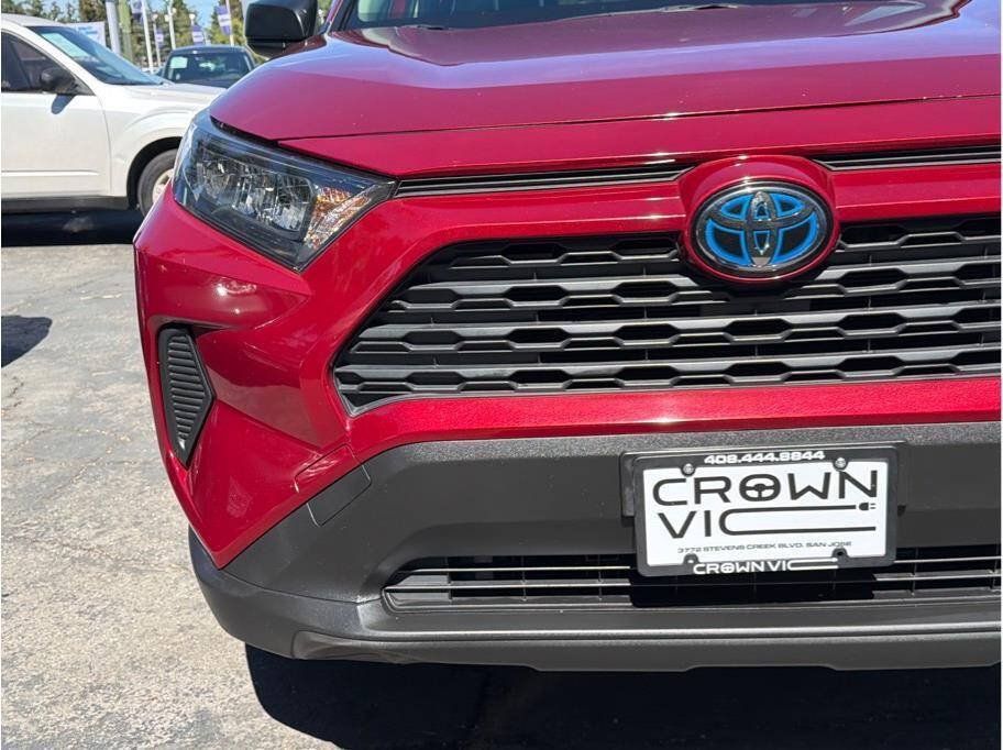 Used 2019 Toyota RAV4 LE w/ Carpet Mat Package AWD/4WD image 29