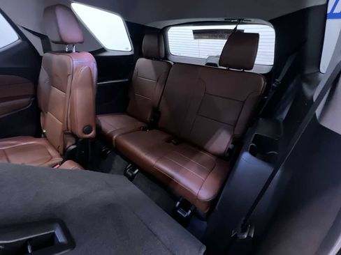 Used 2020 Chevrolet Traverse High Country image 40