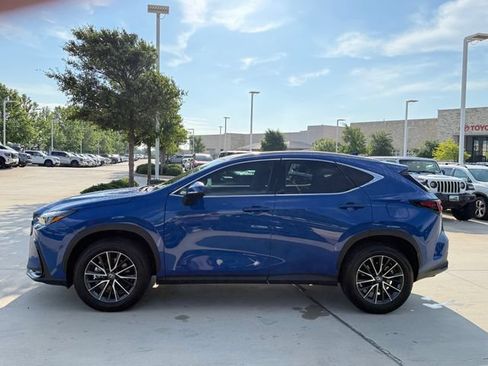 Used 2025 Lexus NX 250 FWD w/ Towing Package (2000 Lbs) image 7