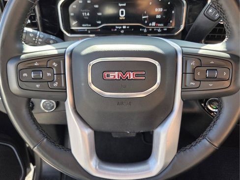 Used 2025 GMC Sierra 1500 SLT AWD/4WD image 26