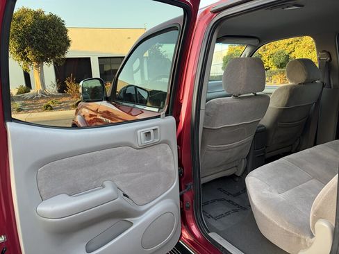 Used 2002 Toyota Tacoma PreRunner RWD image 23