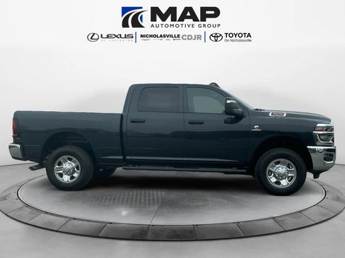 New 2026 RAM 3500 Tradesman AWD/4WD image 8
