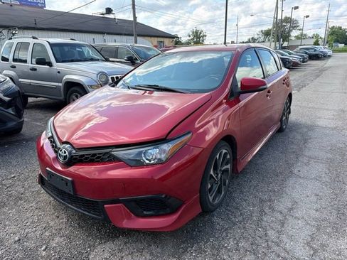 Used 2018 Toyota Corolla iM w/ All-Weather Mat Package FWD image 1