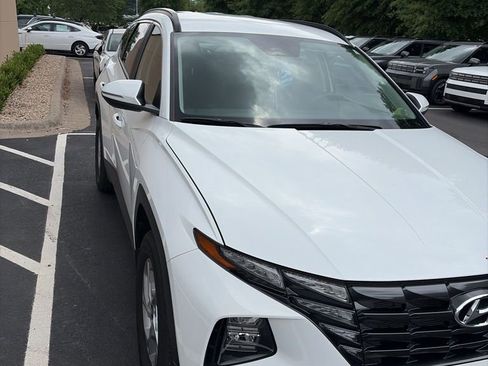 Used 2023 Hyundai Tucson SEL AWD/4WD image 3