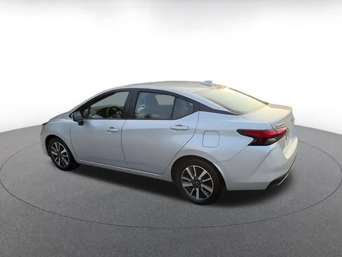 Used 2025 Nissan Versa SV FWD image 10