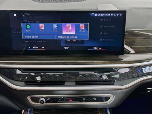 Certified 2023 BMW X7 xDrive40i w/ Premium Package image 15