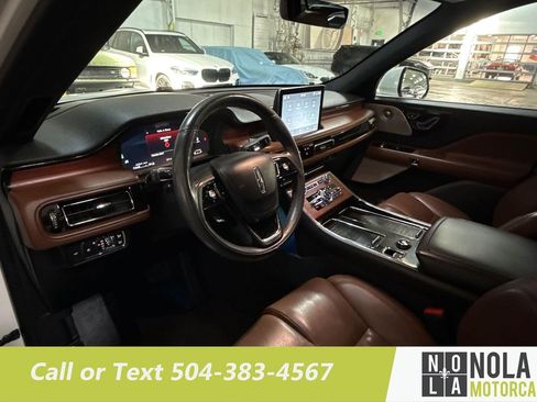 Used 2022 Lincoln Aviator Reserve w/ Equipment Group 201A AWD/4WD image 19