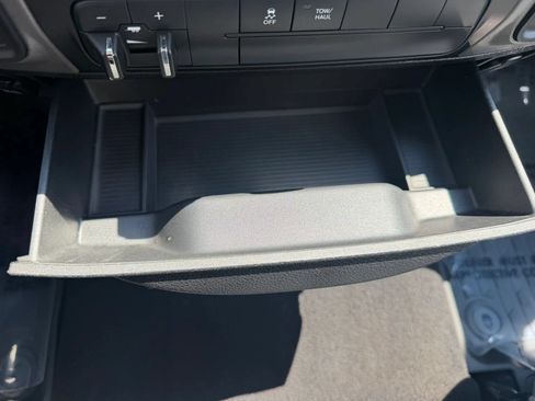 Used 2015 RAM 1500 Tradesman w/ Popular Equipment Group AWD/4WD image 28