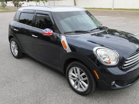 Used 2014 MINI Cooper Countryman w/ Cold Weather Package image 7
