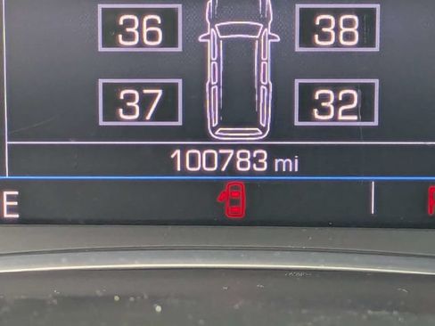 Used 2021 GMC Acadia SLE w/ Driver Convenience Package FWD image 32