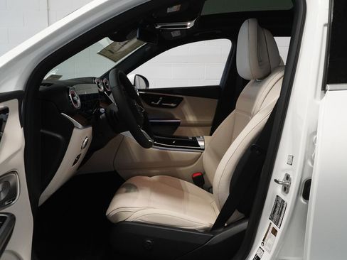 New 2026 Mercedes-Benz GLC 300 4MATIC image 14