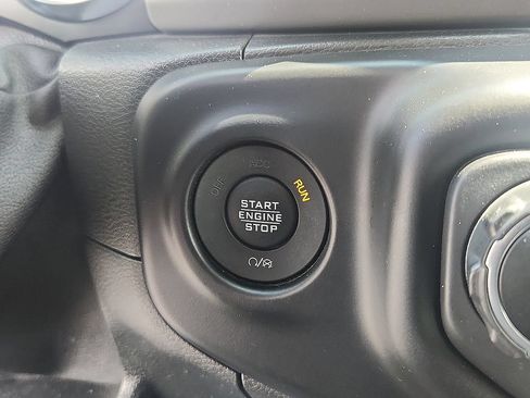 Used 2021 Jeep Wrangler Unlimited Sport AWD/4WD image 24