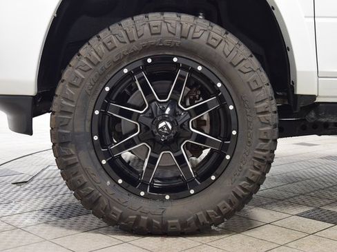 Used 2024 RAM 2500 Limited image 24