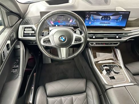 Used 2025 BMW X6 xDrive40i AWD/4WD image 11