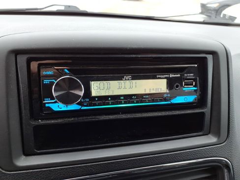 Used 2015 Dodge Grand Caravan SE image 20