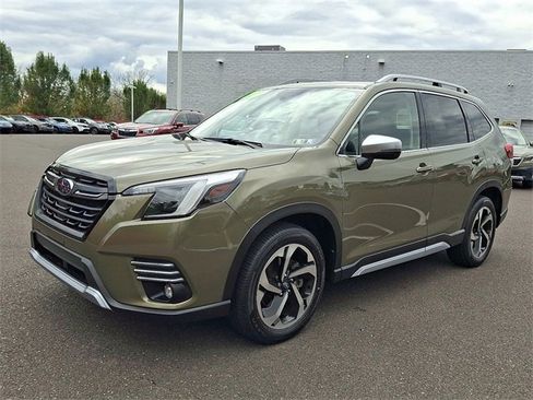 Certified 2024 Subaru Forester Touring w/ Pop Package 2 image 3