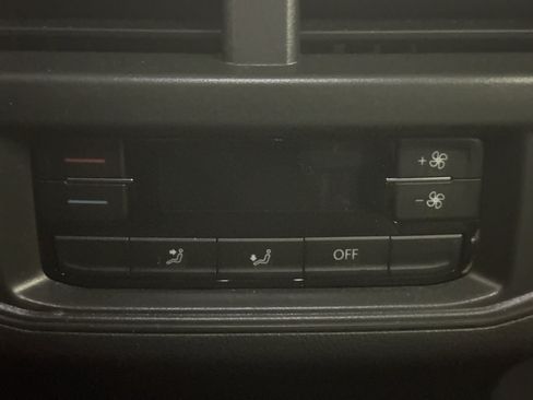 Used 2022 Volkswagen Atlas SE image 18