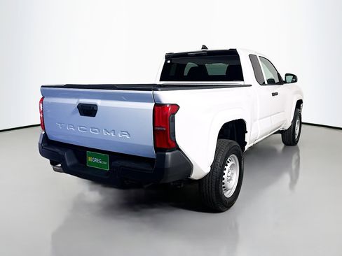 Used 2025 Toyota Tacoma SR image 10