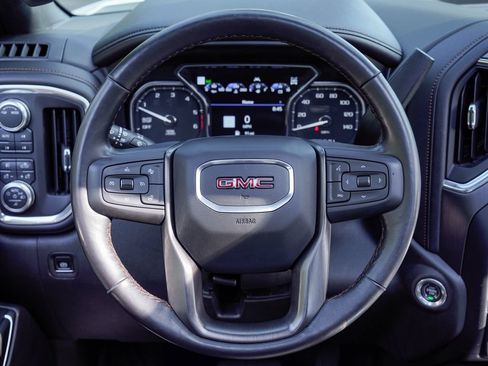 Used 2020 GMC Sierra 1500 AT4 w/ AT4 Premium Package AWD/4WD image 12