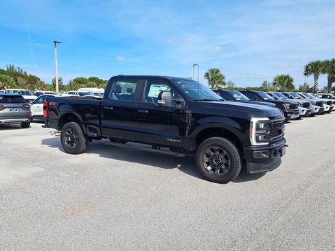 Used 2025 Ford F250 XL w/ STX Appearance Package image 34