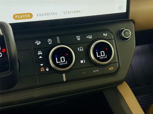 Used 2026 Land Rover Defender 110 S AWD/4WD image 18