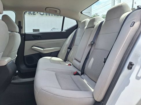 Used 2024 Nissan Altima 2.5 SV FWD image 24