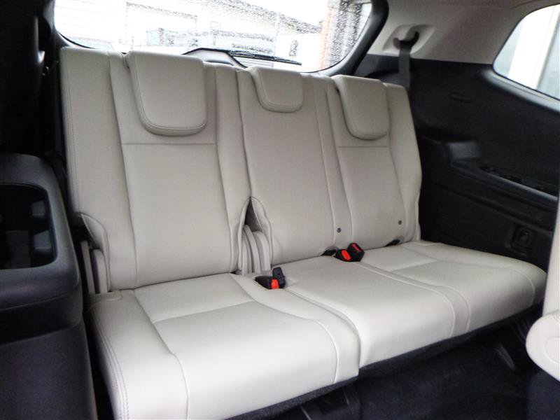 Used 2024 Subaru Ascent Limited AWD/4WD image 8