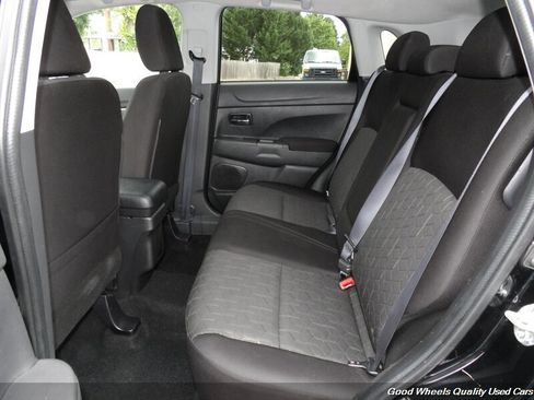 Used 2023 Mitsubishi Outlander Sport AWD image 12