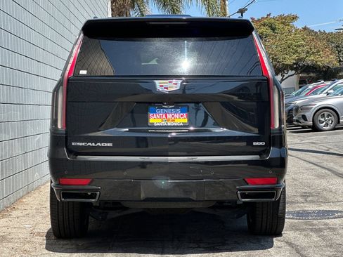 Used 2023 Cadillac Escalade Sport AWD/4WD image 5