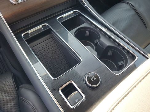 Used 2025 Lincoln Aviator Reserve w/ Equipment Group 201A AWD/4WD image 29