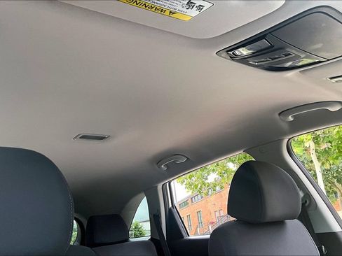 Used 2018 Kia Sorento L FWD image 24