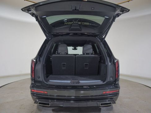 Used 2024 Cadillac XT6 Sport w/ Technology Package AWD/4WD image 9
