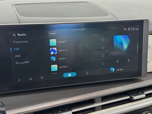 Used 2025 Hyundai Santa Fe SEL image 21